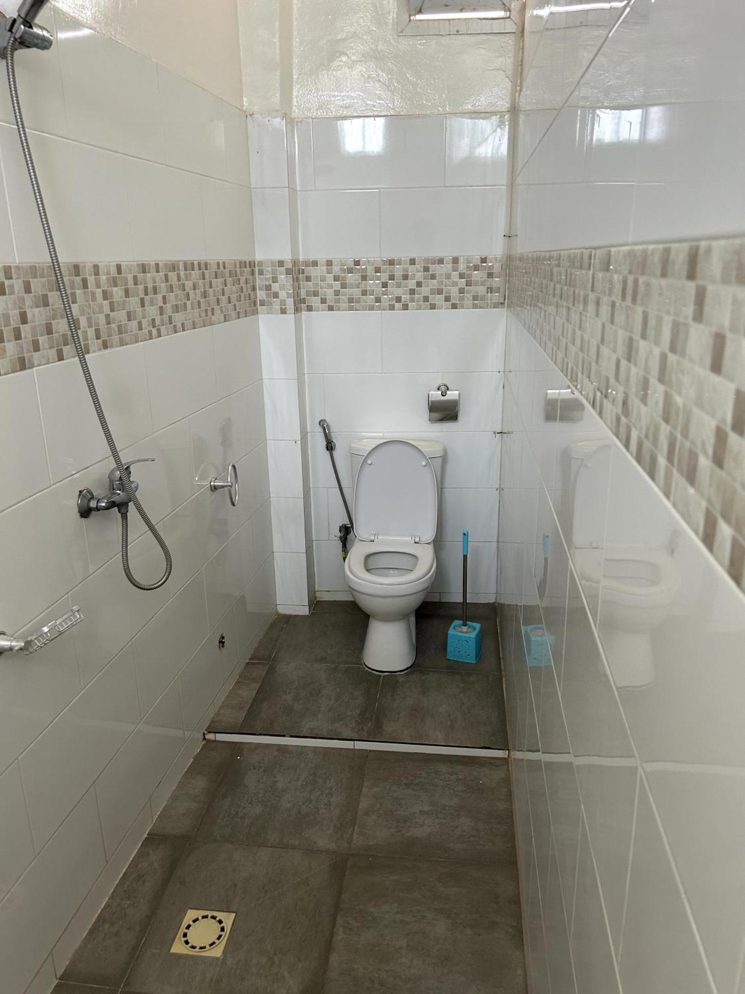 Chambre Spacieuse Avec Balcon - Salle De Bain Exterieure Privee & Breakfast Сен-Луи Экстерьер фото