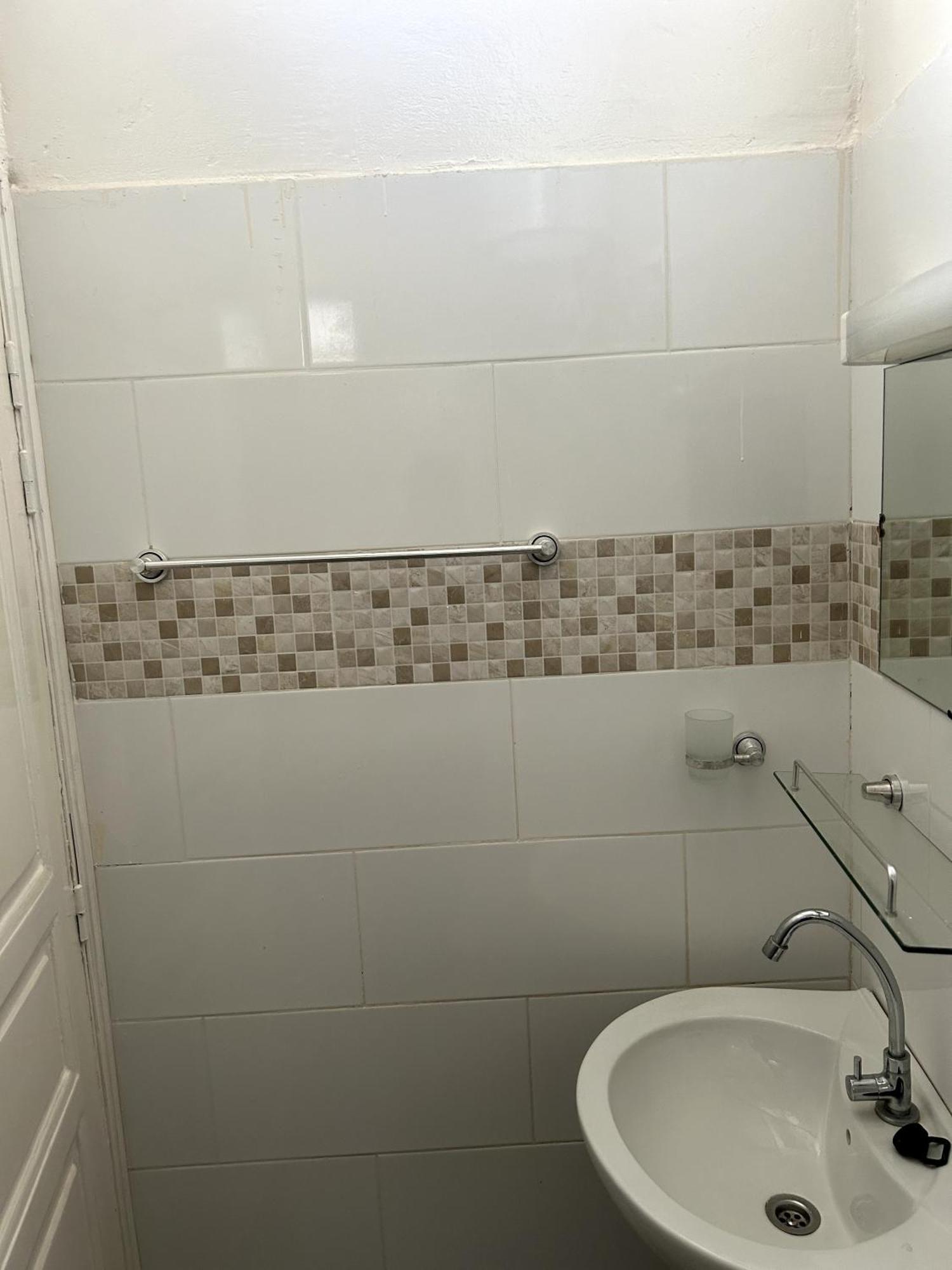 Chambre Spacieuse Avec Balcon - Salle De Bain Exterieure Privee & Breakfast Сен-Луи Экстерьер фото