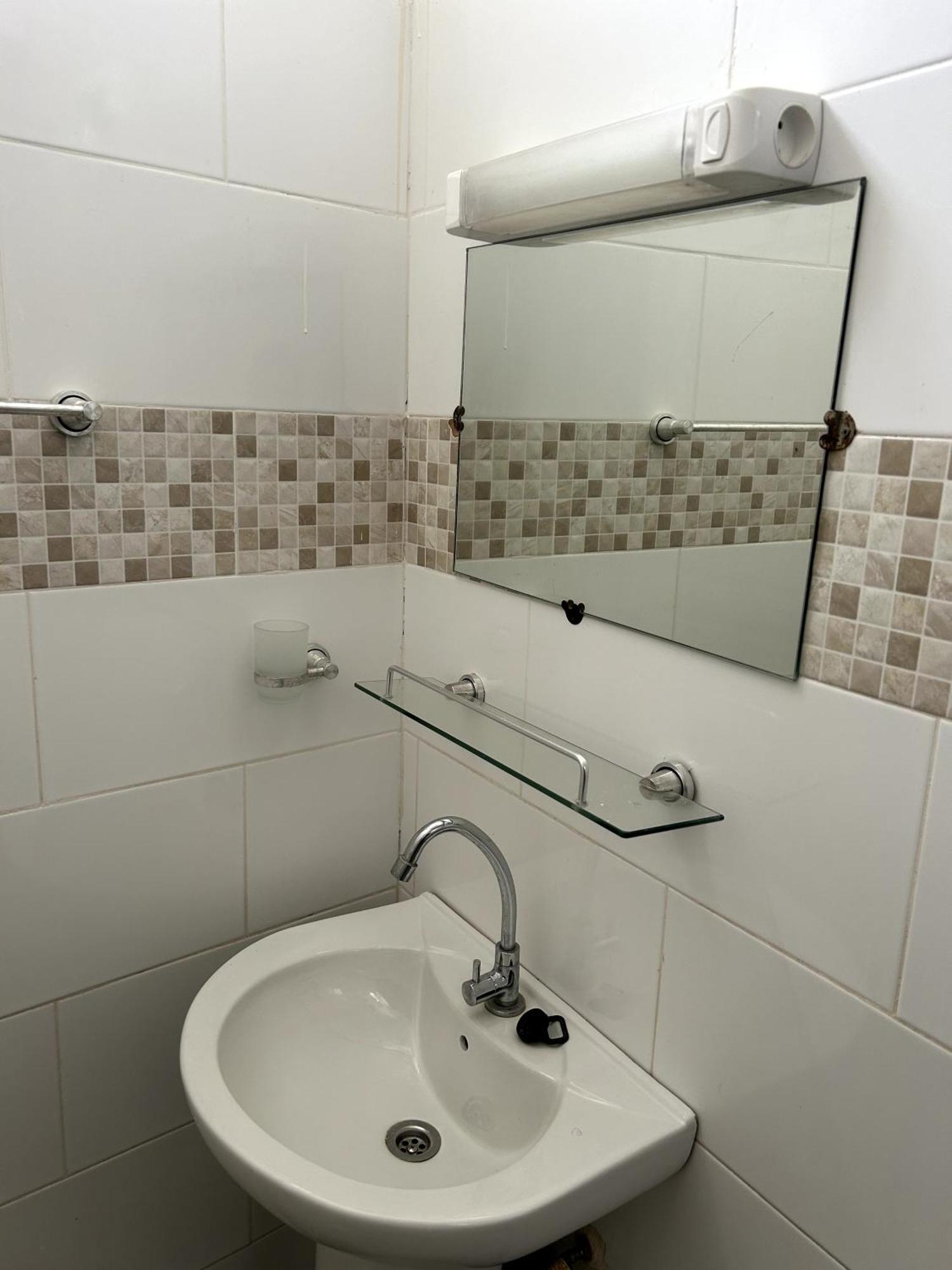 Chambre Spacieuse Avec Balcon - Salle De Bain Exterieure Privee & Breakfast Сен-Луи Экстерьер фото